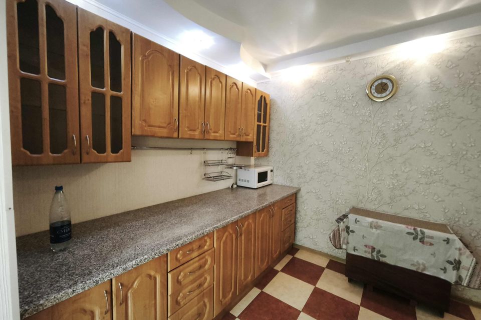 Сдаётся 1-комнатная квартира, 40 м²