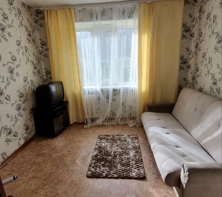 Продаётся комната в 1-комн. квартире, 18 м²