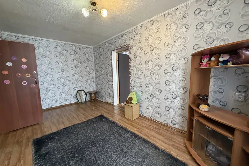 Продаётся комната в 1-комн. квартире, 13.1 м²
