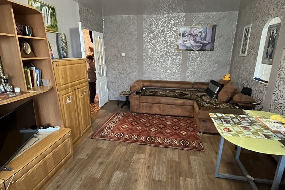 Продаётся 3-комнатная квартира, 59.9 м²