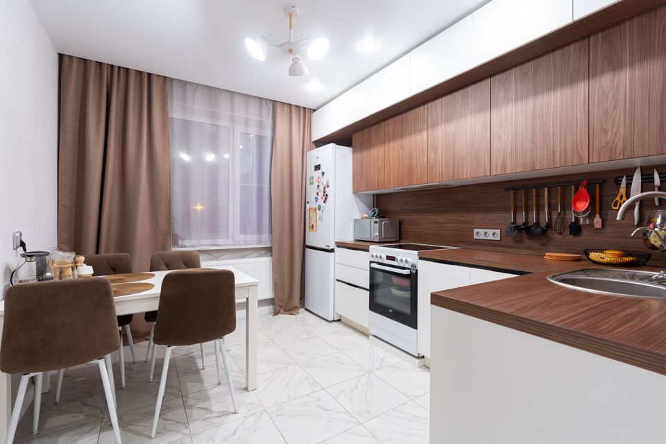 Продаётся 2-комнатная квартира, 55.9 м²