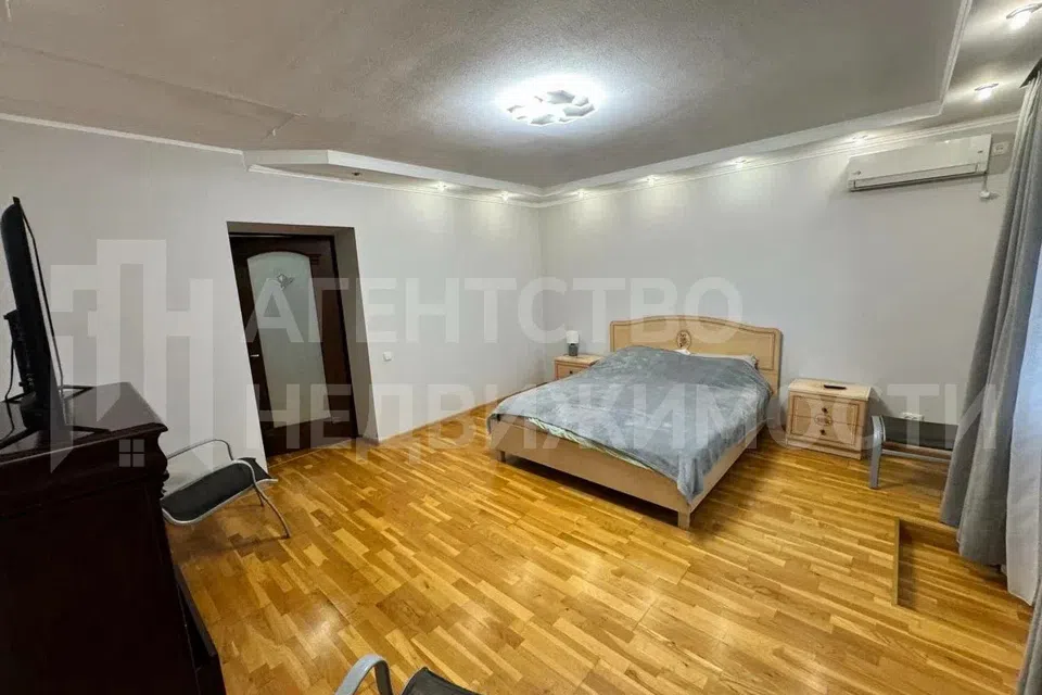 Продаётся 2-этажный дом, 200.1 м²