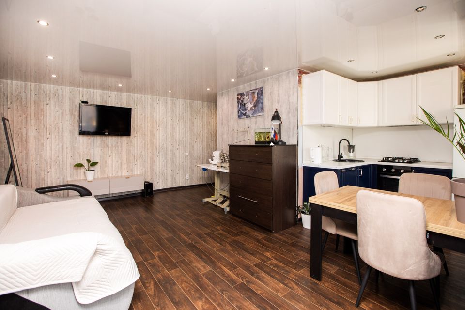 Продаётся 3-комнатная квартира, 44.7 м²