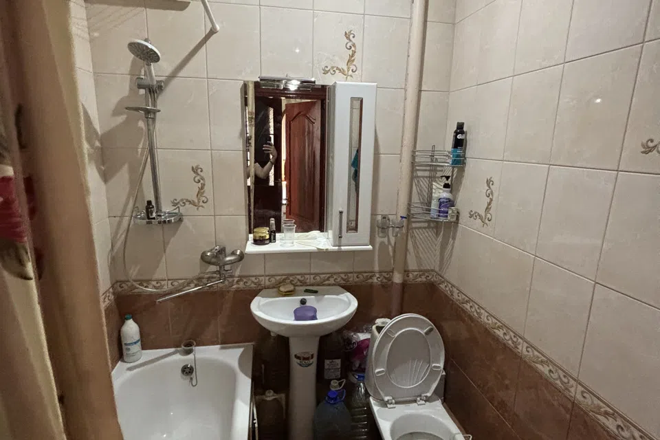Продаётся 3-комнатная квартира, 636 м²
