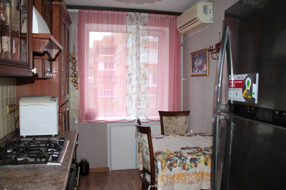 Продаётся 4-комнатная квартира, 80 м²