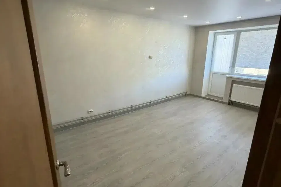 Продаётся 3-комнатная квартира, 63.6 м²