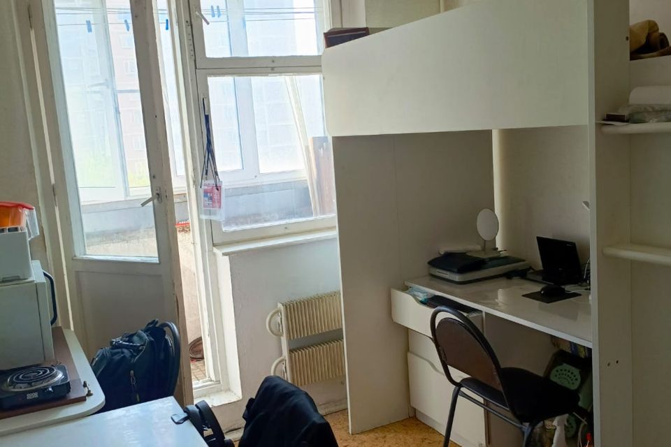 Продаётся комната в 3-комн. квартире, 10.1 м²