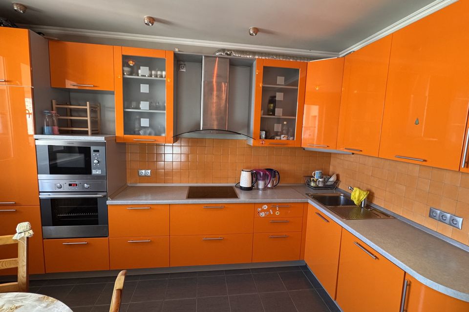 Продаётся 3-комнатная квартира, 90.7 м²