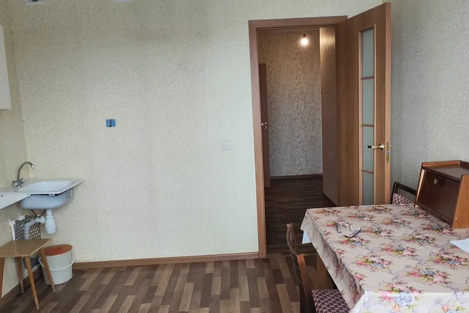 Продаётся 1-комнатная квартира, 41.7 м²
