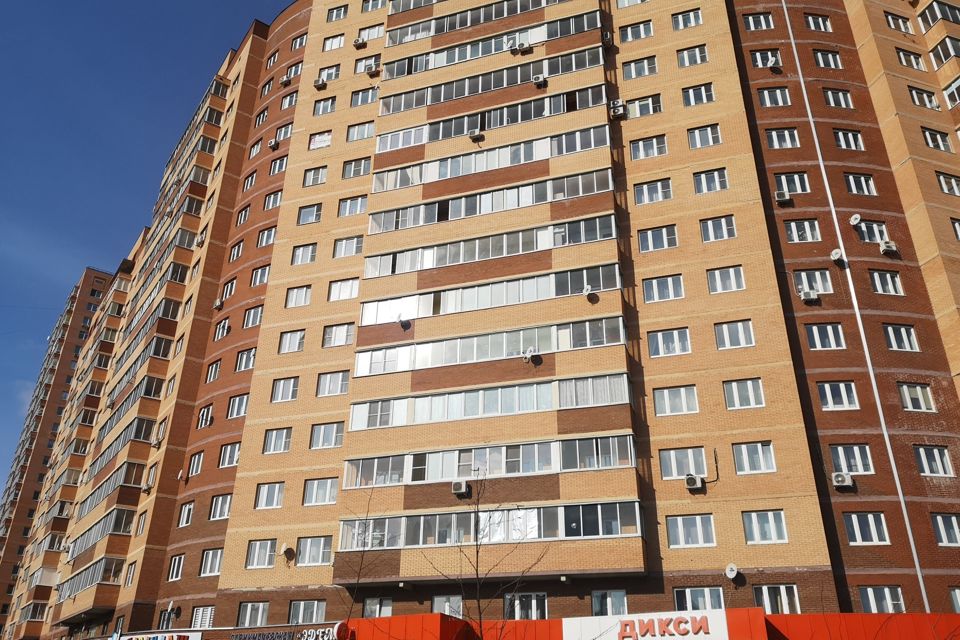 Продаётся 1-комнатная квартира, 40.4 м²