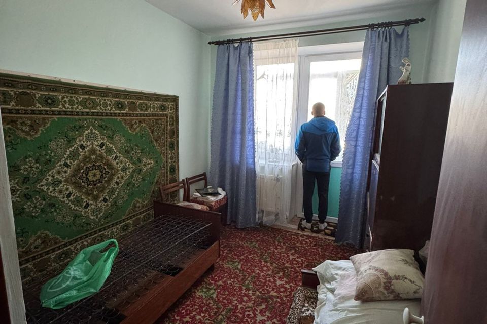 Продаётся 2-комнатная квартира, 42.4 м²