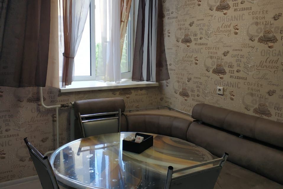 Сдаётся 2-комнатная квартира, 68 м²