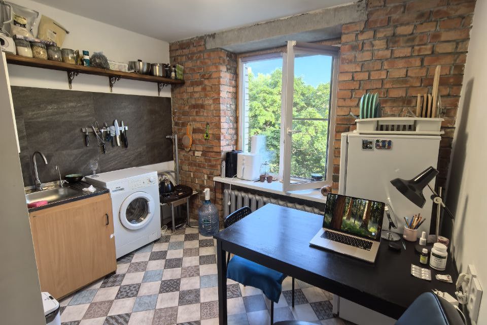 Продаётся 1-комнатная квартира, 37 м²
