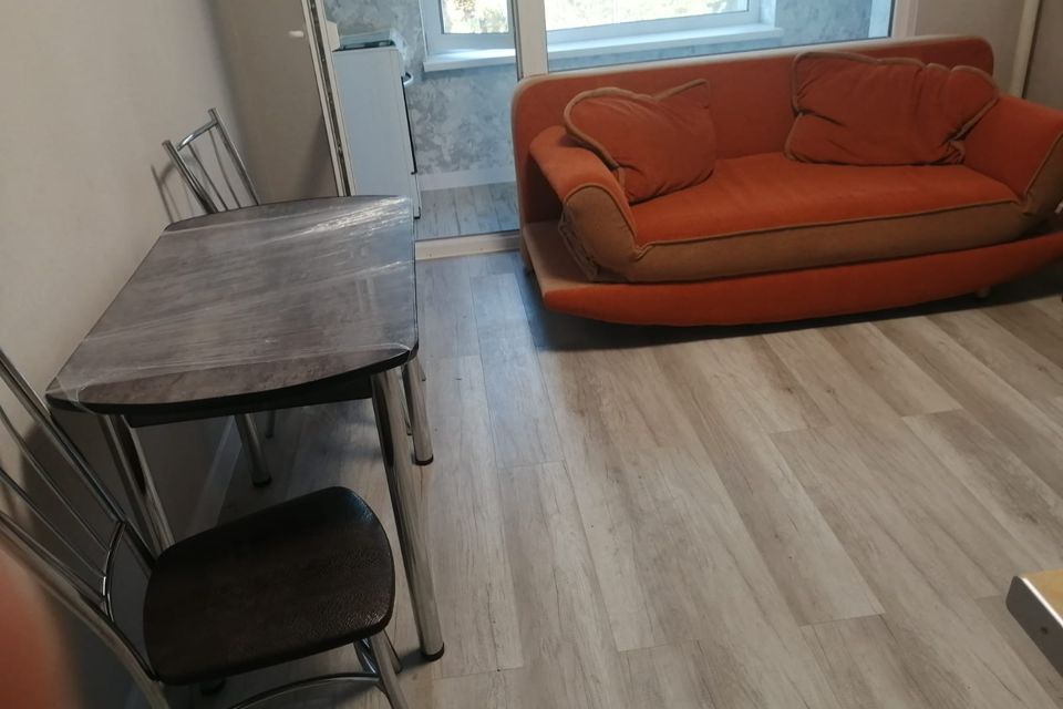 Сдаётся 1-комнатная квартира, 43 м²