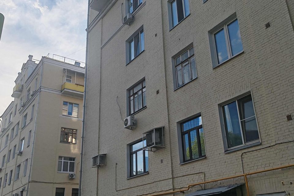 Продаётся 2-комнатная квартира, 63.1 м²