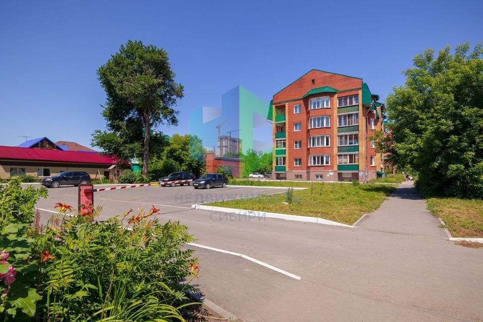 Продаётся 3-комнатная квартира, 70 м²