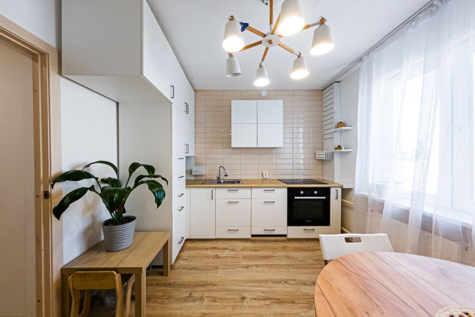 Продаётся 2-комнатная квартира, 56.7 м²