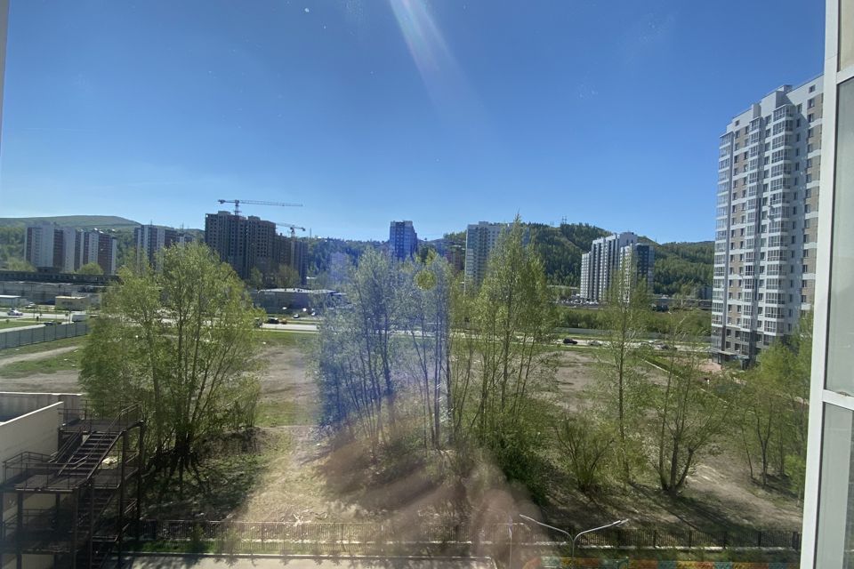 Сдаётся 4-комнатная квартира, 99.4 м²