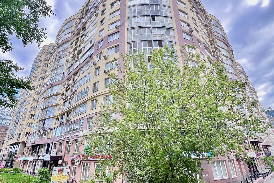 Продаётся 2-комнатная квартира, 70 м²