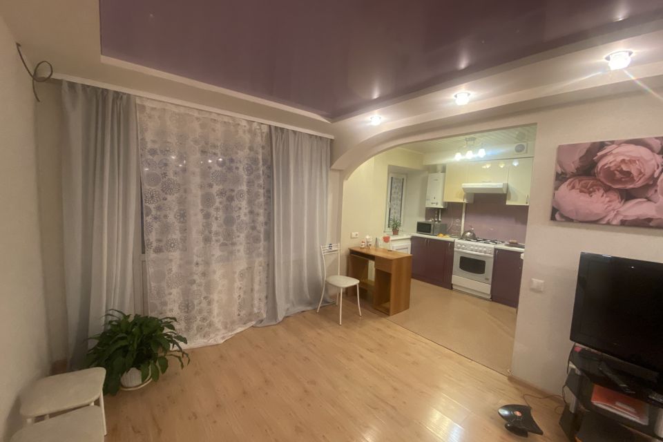 Продаётся 2-комнатная квартира, 42.3 м²