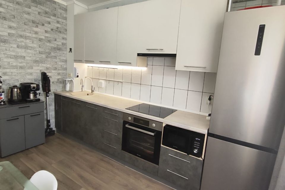Продаётся 3-комнатная квартира, 70.1 м²