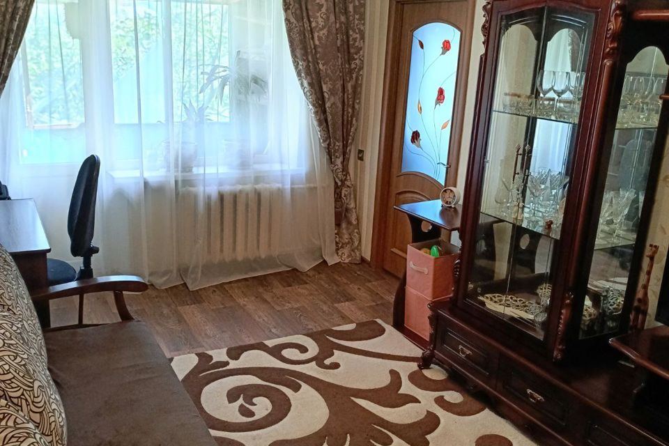 Продаётся 3-комнатная квартира, 54.5 м²