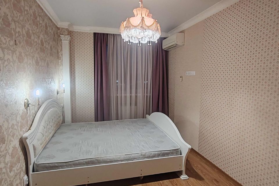 Сдаётся 2-комнатная квартира, 61 м²