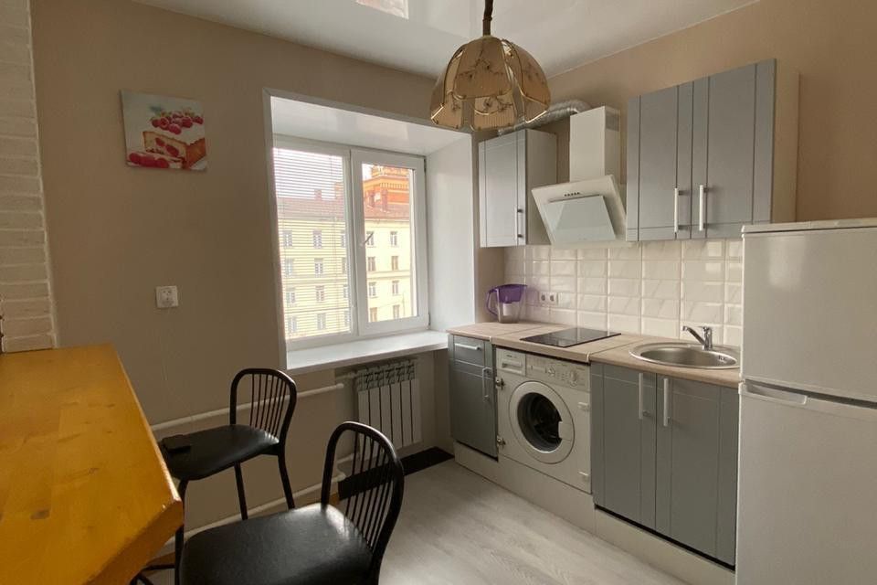 Продаётся 1-комнатная квартира, 32 м²