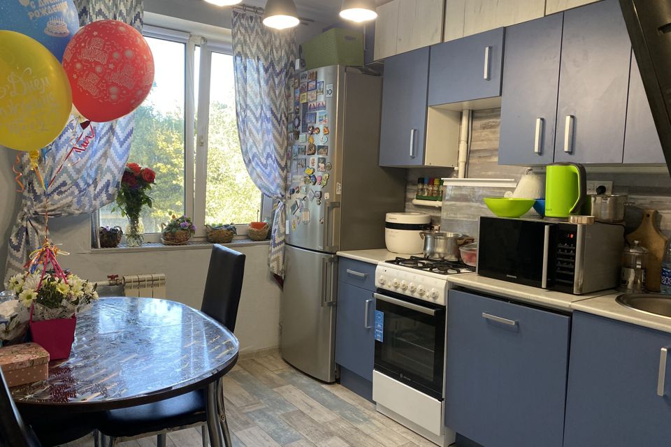 Продаётся 3-комнатная квартира, 64.7 м²