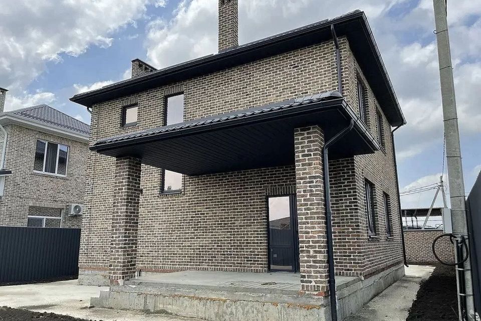 Продаётся 2-этажный дом, 137 м²