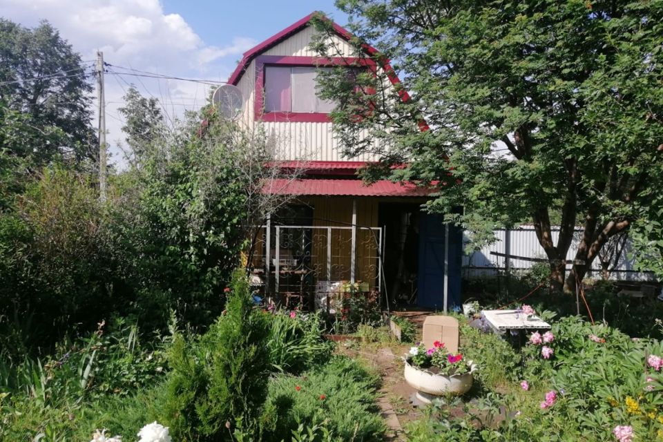 Продаётся участок, 8.2 сот., Садовый