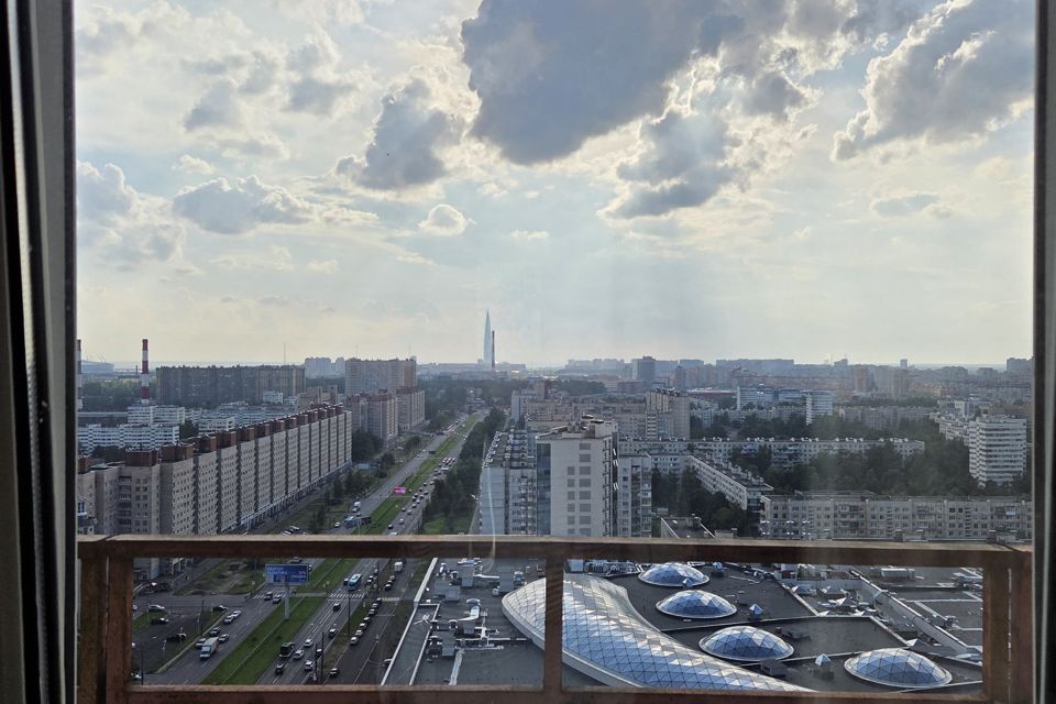 Продаётся 2-комнатная квартира, 76.9 м²