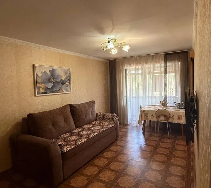 Продаётся 3-комнатная квартира, 54.2 м²