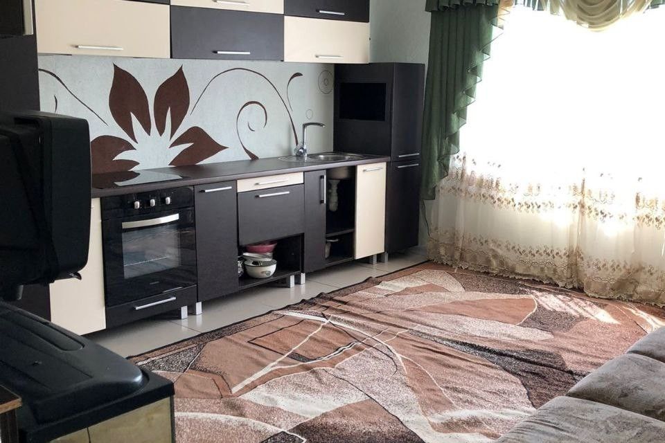 Продаётся 2-этажный дом, 100 м²