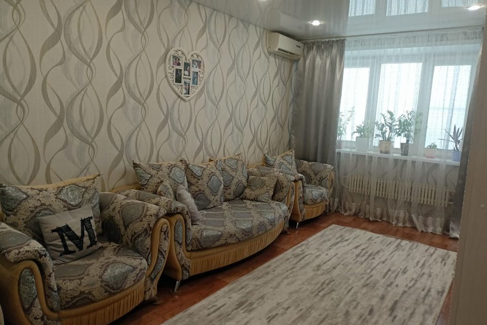 Продаётся 3-комнатная квартира, 65.5 м²