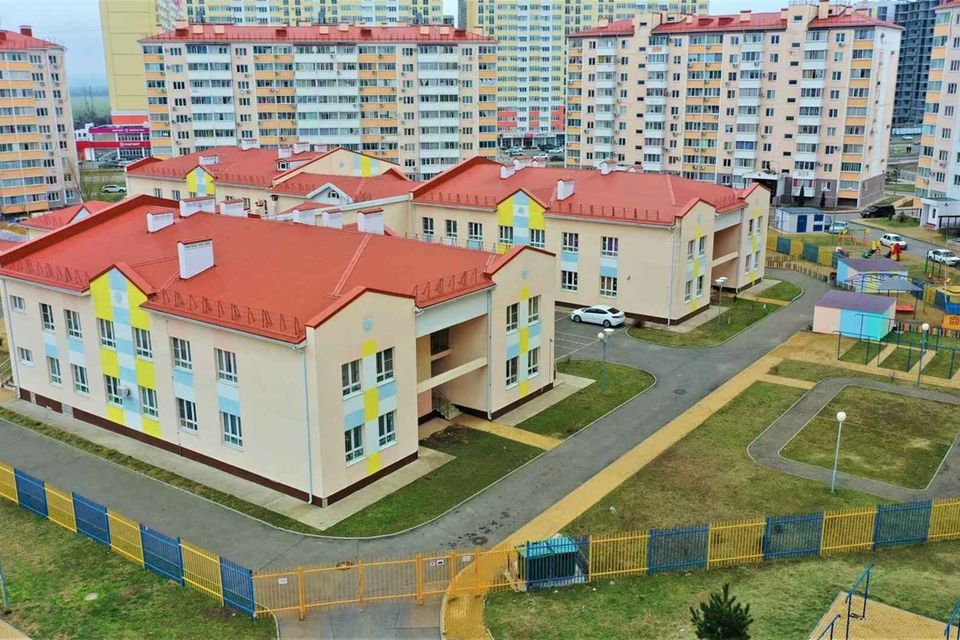 Продаётся 2-комнатная квартира, 67.2 м²