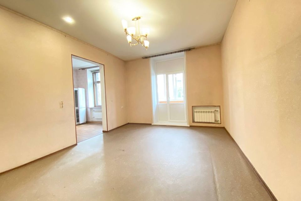 Продаётся 2-комнатная квартира, 55.7 м²