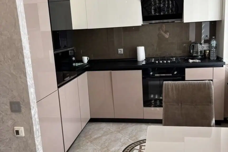 Продаётся 1-комнатная квартира, 33 м²