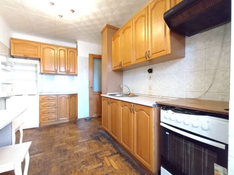 Продаётся 4-комнатная квартира, 77.6 м²