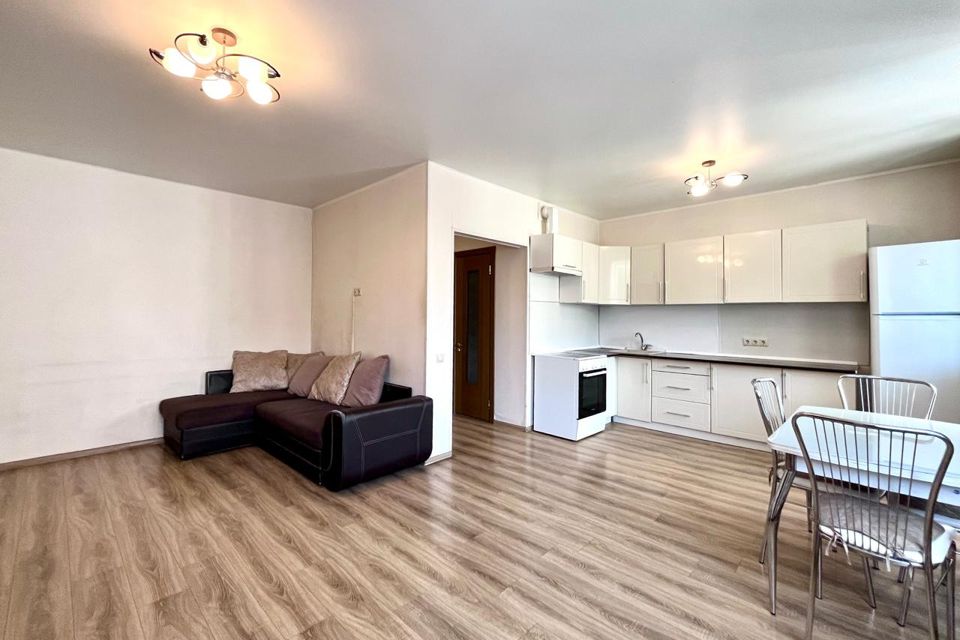 Продаётся 1-комнатная квартира, 43.3 м²