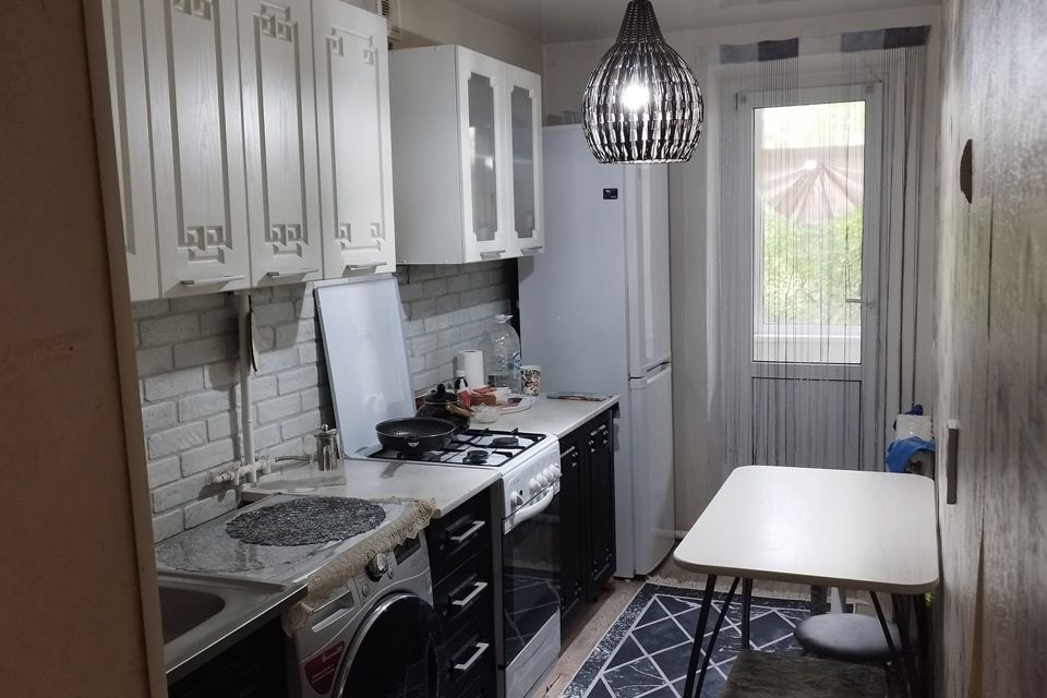 Продаётся 3-комнатная квартира, 50.8 м²