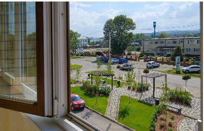 Продаётся 2-комнатная квартира, 41.8 м²