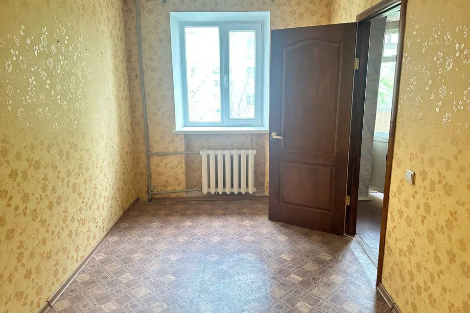 Продаётся 3-комнатная квартира, 56.4 м²
