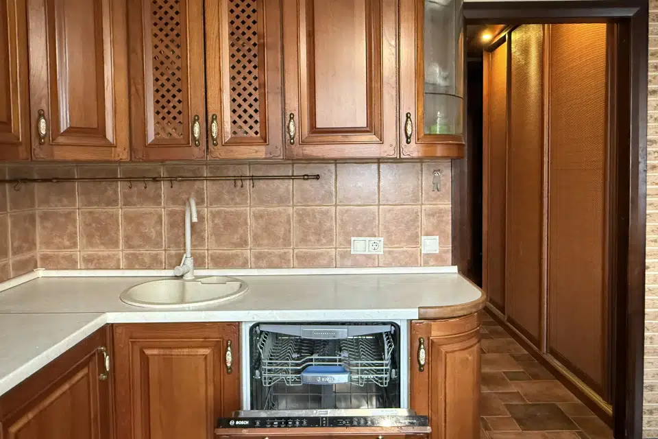 Продаётся 3-комнатная квартира, 76.6 м²