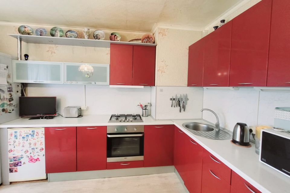 Продаётся 3-комнатная квартира, 70.5 м²