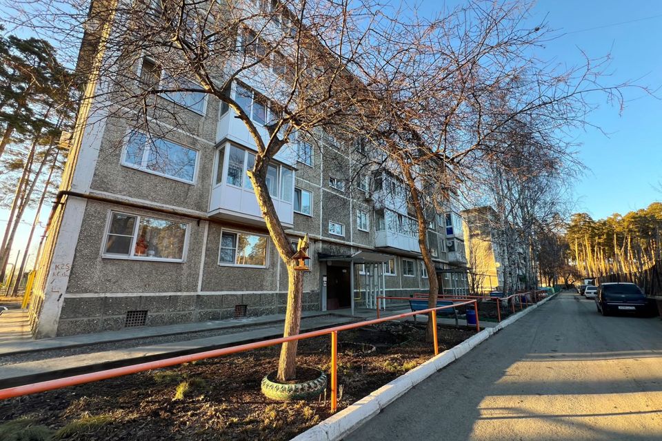Продаётся 2-комнатная квартира, 40.7 м²