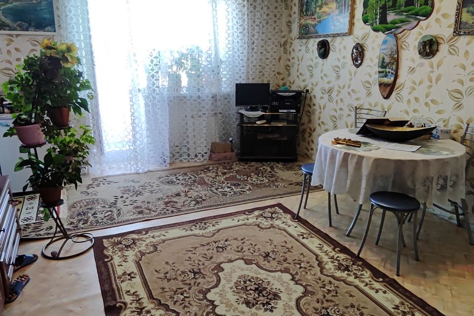 Продаётся 3-комнатная квартира, 54.4 м²