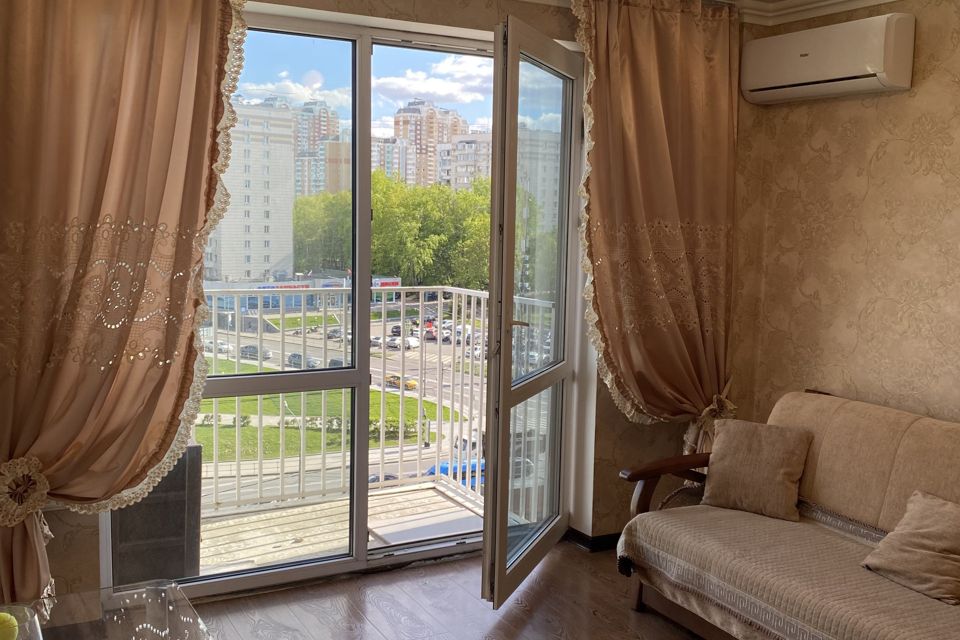 Продаётся 1-комнатная квартира, 47.3 м²