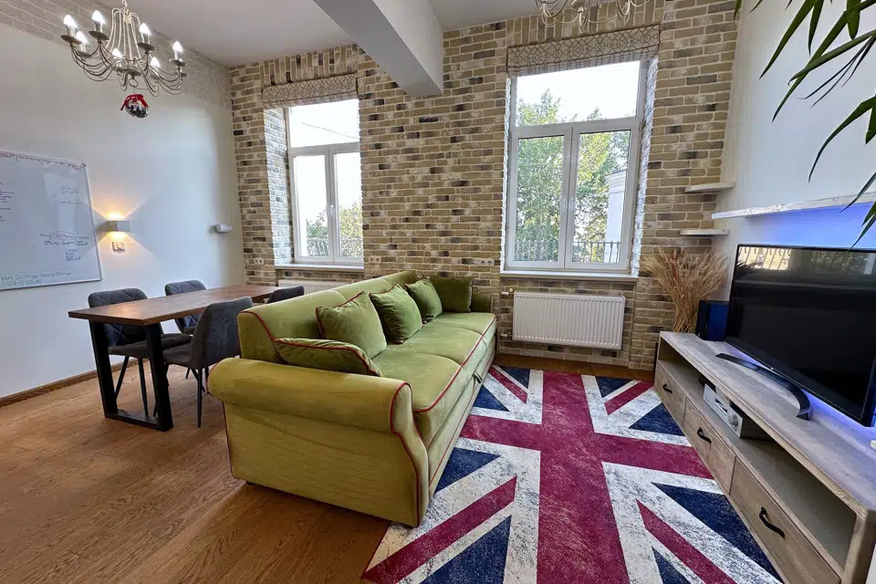Продаётся 2-комнатная квартира, 55 м²