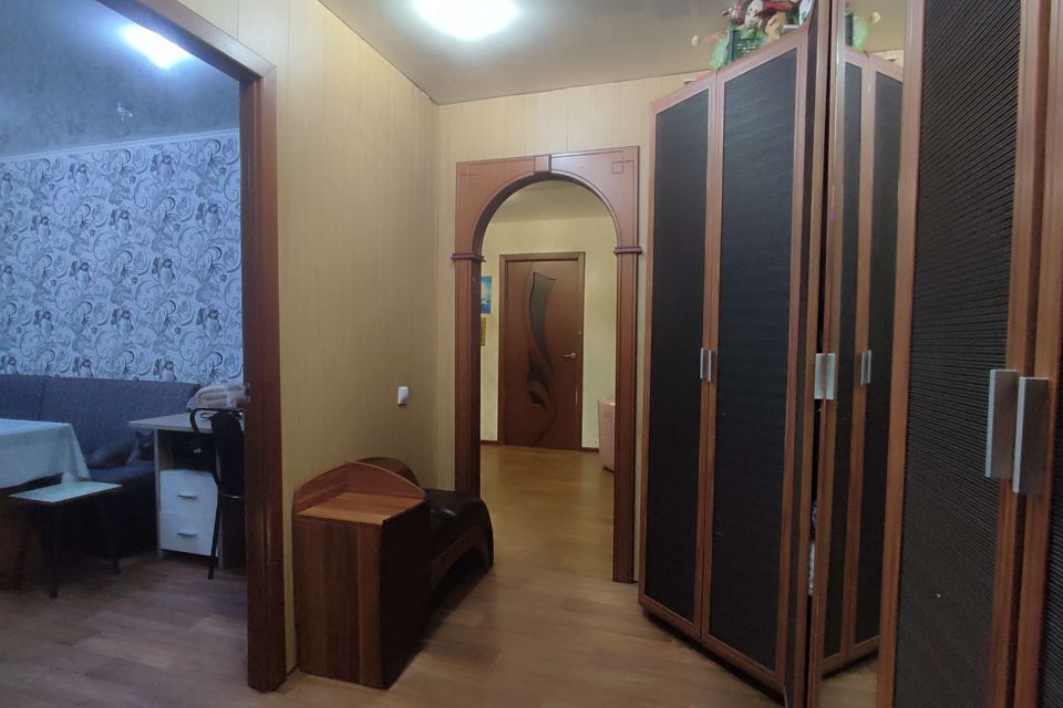 Продаётся 4-комнатная квартира, 60.1 м²